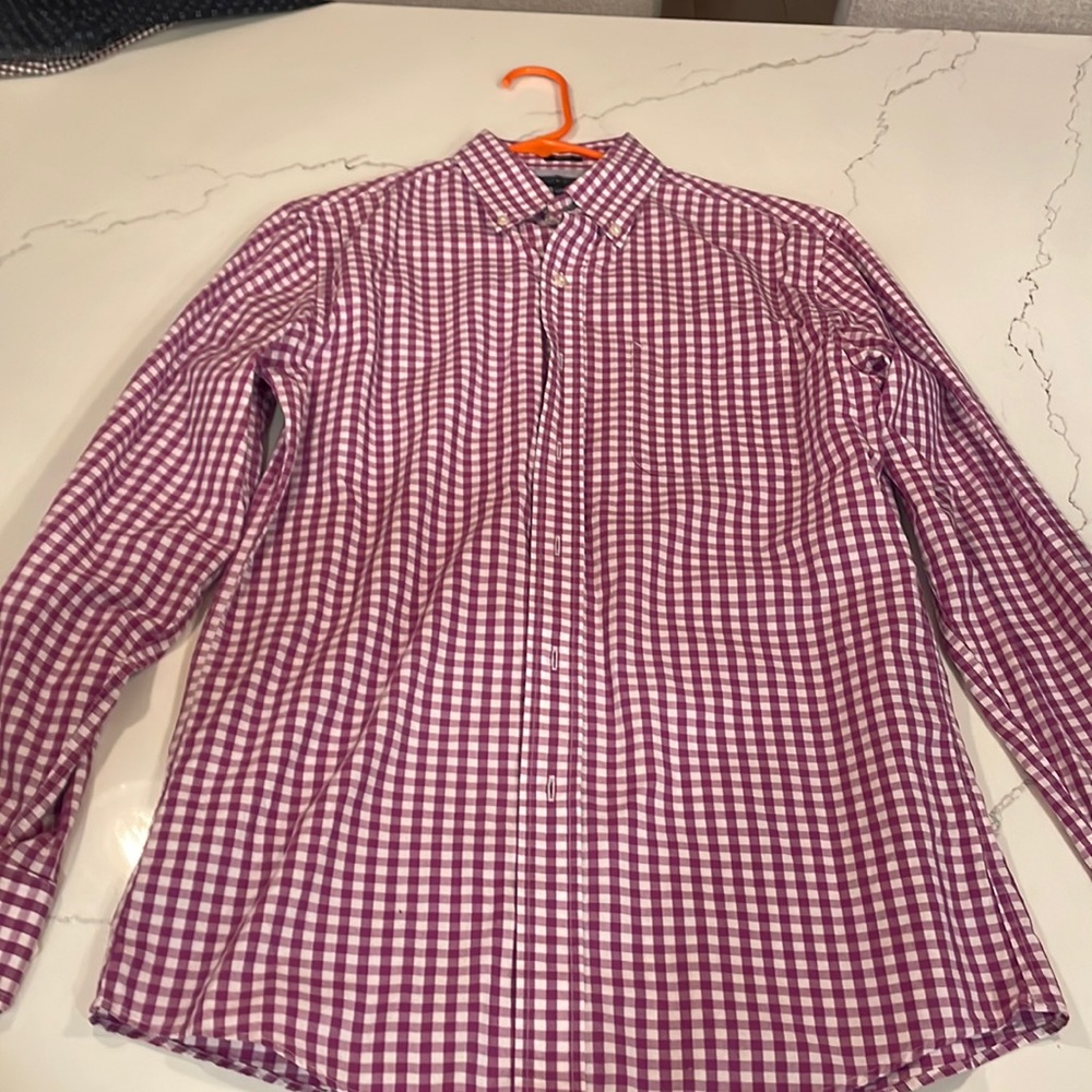 Tommy Hilfiger dress shirt.  Neck 15 inch. Purple and white.